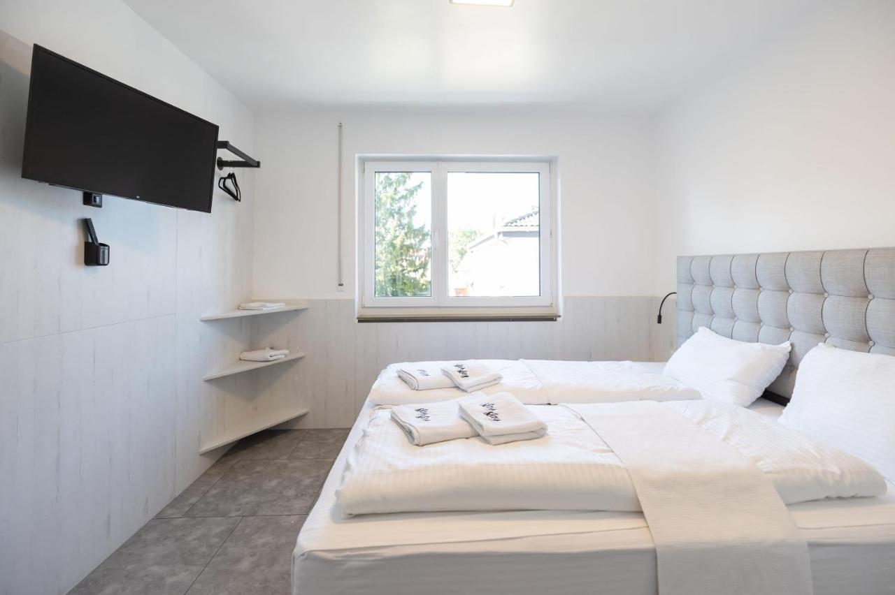 Staystay I 24 Check-in Gasthof