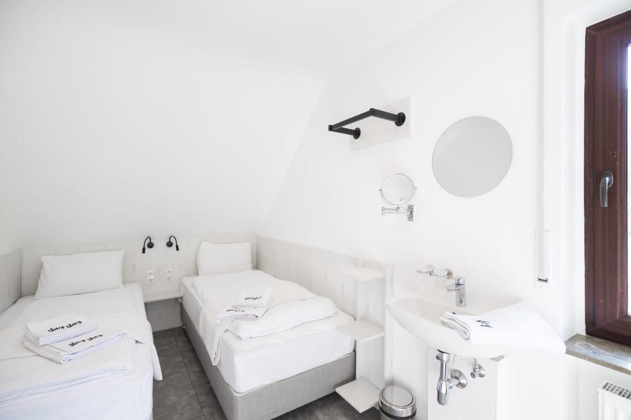 Staystay I 24 Check-in Gasthof