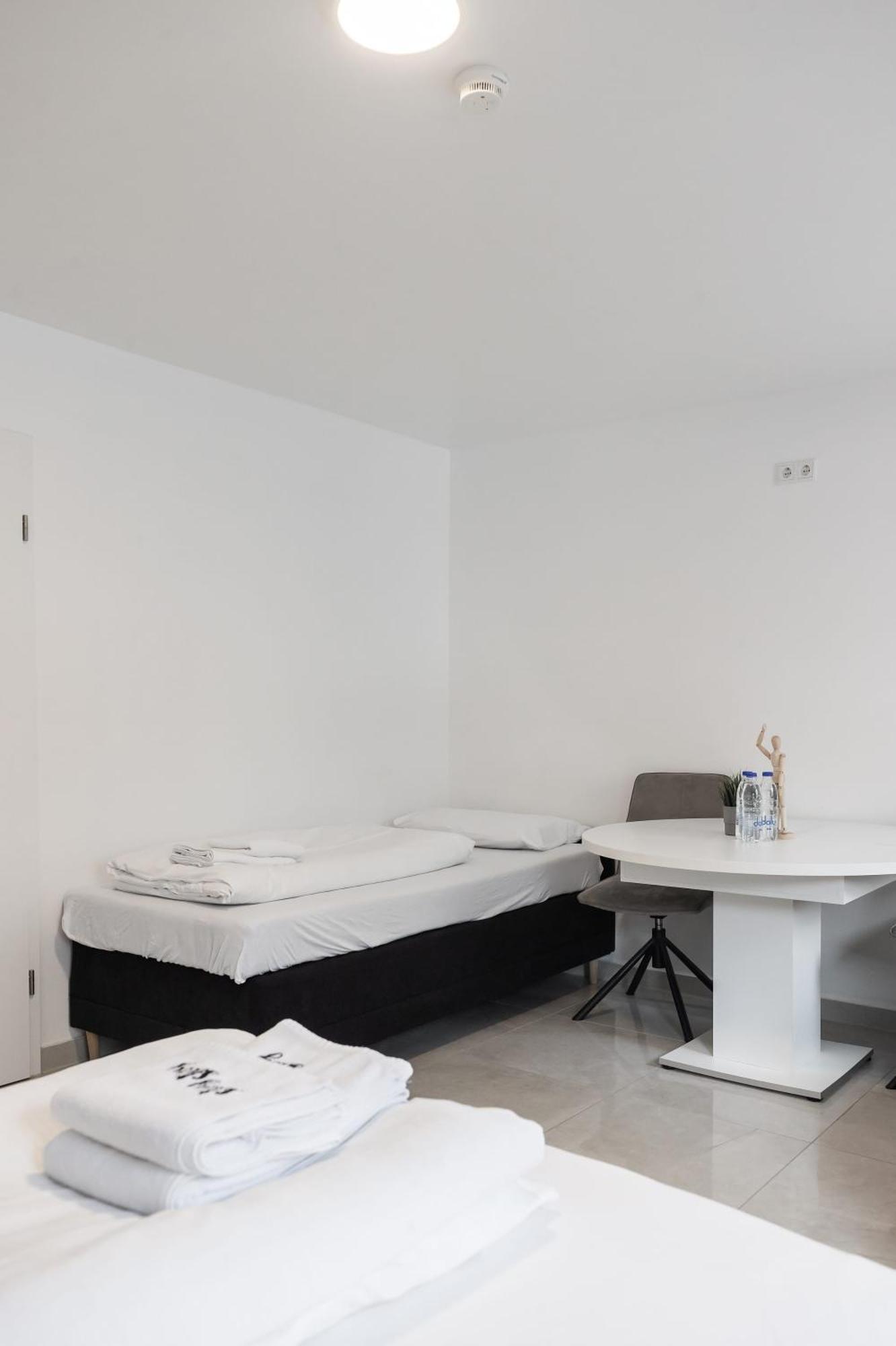 Staystay I 24 Check-in Gasthof Nürnberg