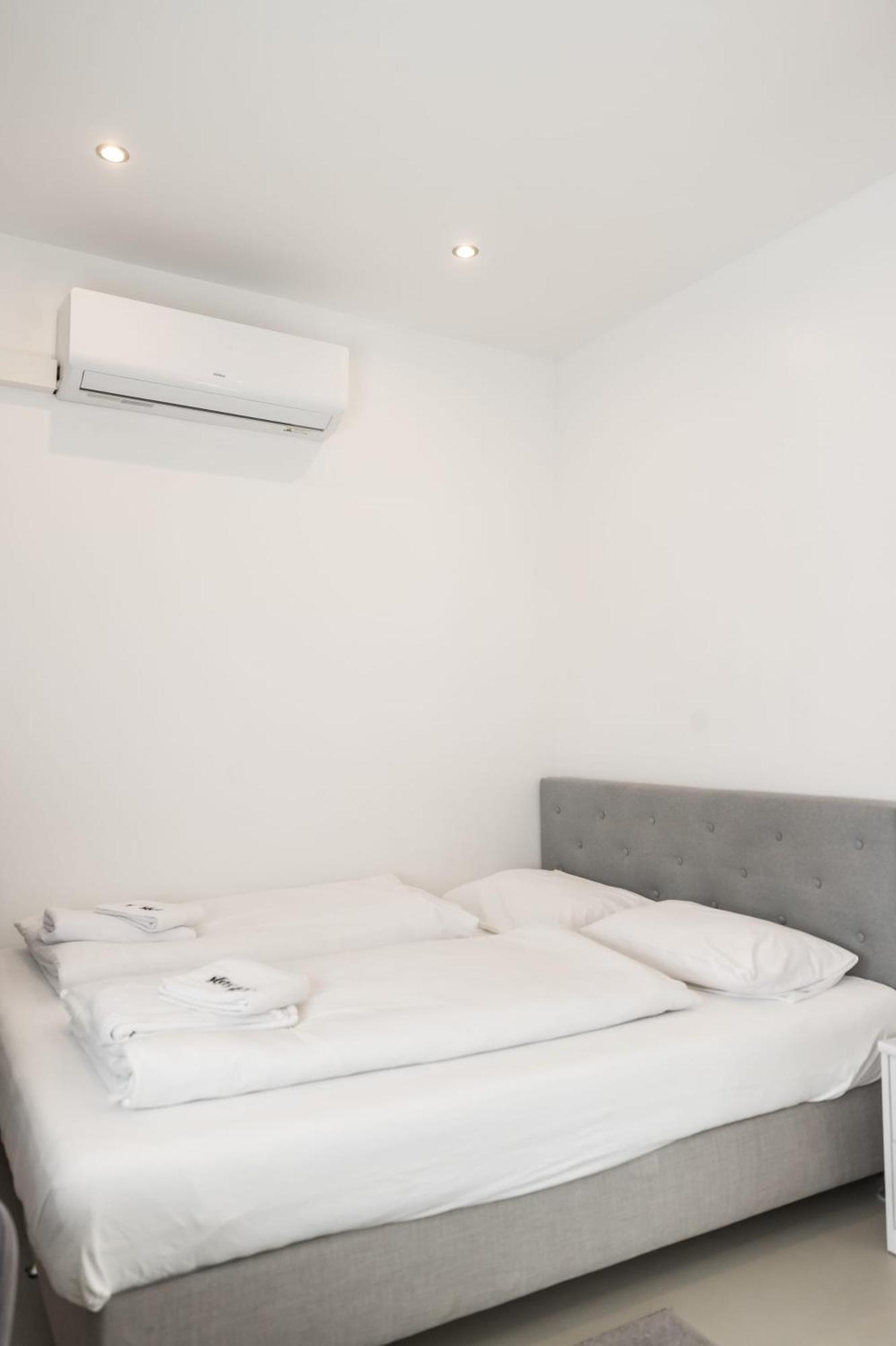 Guest house Staystay I 24 Check-in